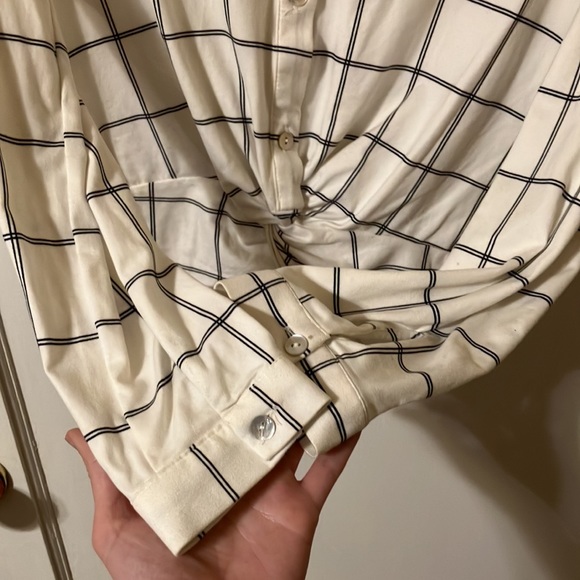 Plush Soft button down - Picture 3 of 4